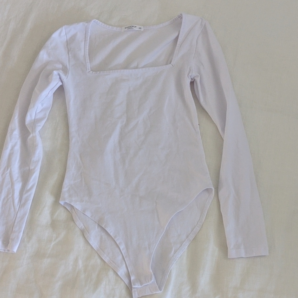 White long sleeve square neck bodysuit